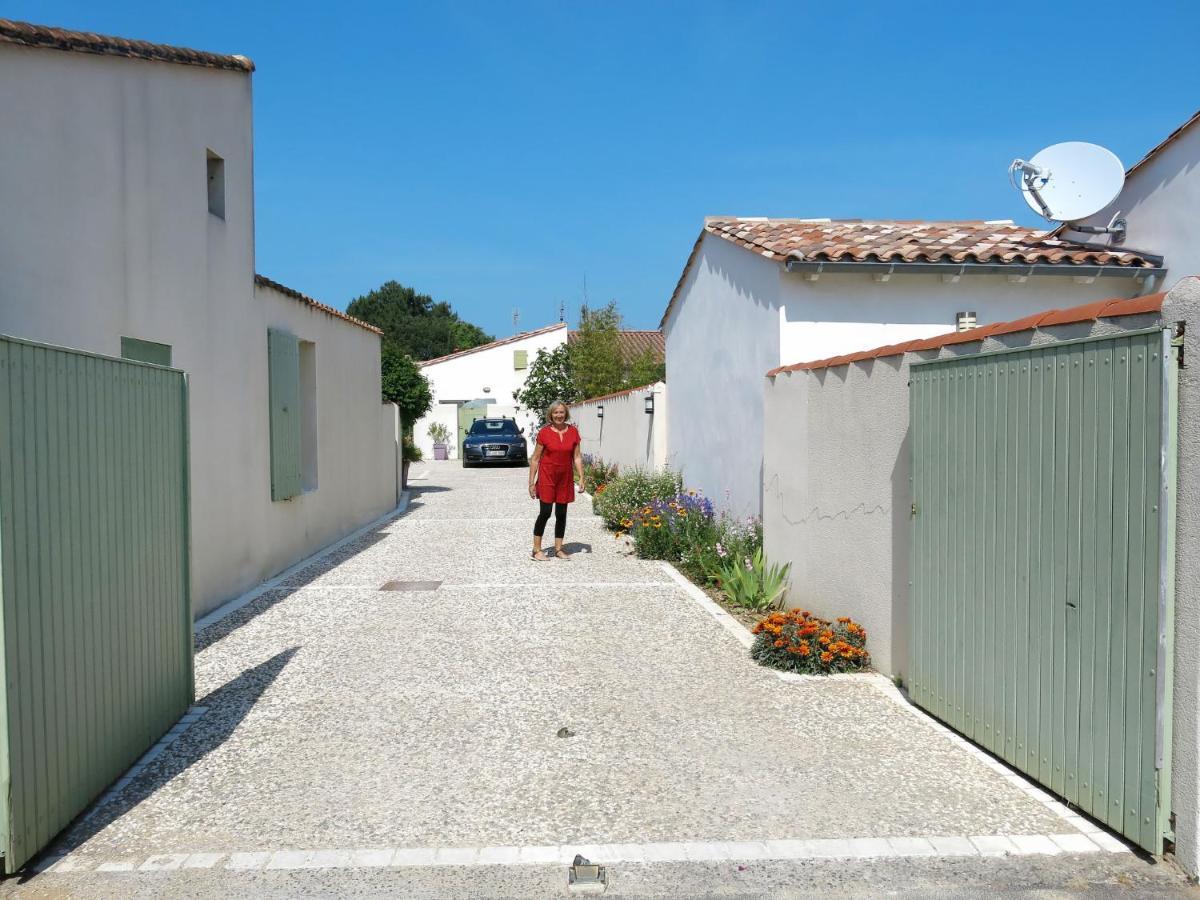 Holiday Home La Touche - IDR122 La Flotte Esterno foto